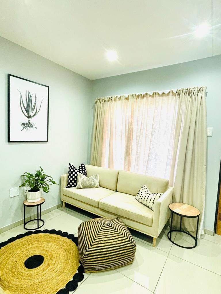 Trendy, Comfortable 1 Bedroom Apartments In Mthatha Exterior foto